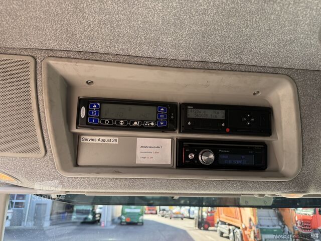 Iveco 260S40 6x2*4 ізотермічний фургон з холодильним агрегатом Carrier Iveco 260S40 6x2*4 Carrier 1050