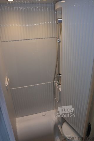 Autocaravana semi-integrada SUNLIGHT V 60 Autom., Markise, FT