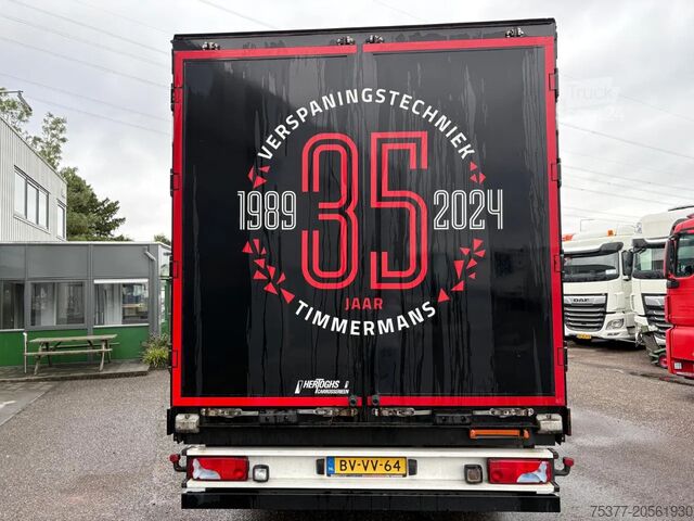 Iekraušanas platforma MAN 6X2,tautliner,8 tons vooras, Blatt -luft gefederd