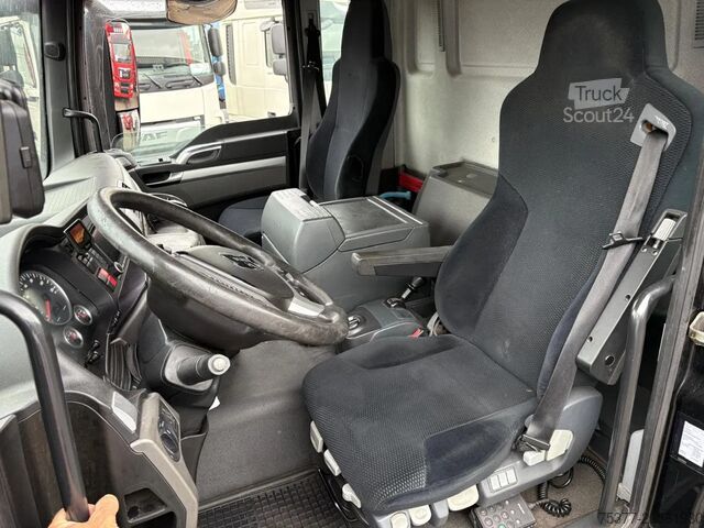 Lastauslautta MAN euro 5 6X2,tautliner,8 tons vooras, Blatt -luft...