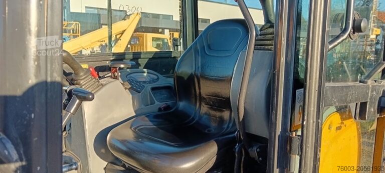 Мини багер Bobcat E17