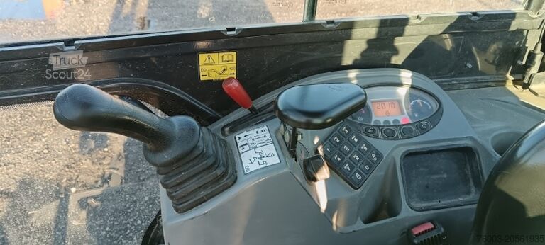 Mini kotrógép Bobcat E17