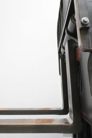 Chariot à mât rétractable Linde R 16 HD 1120