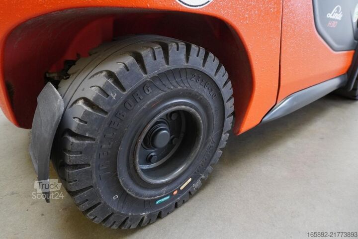 Targonca Linde H 30 D 1202