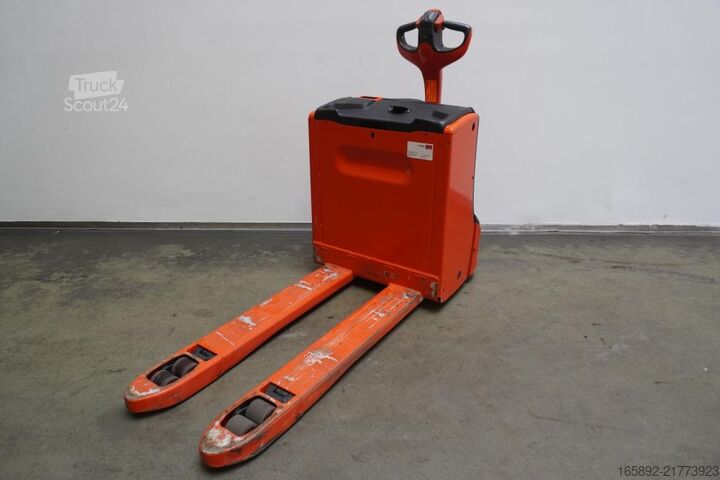 Manual pallet jack Linde T 18 1152