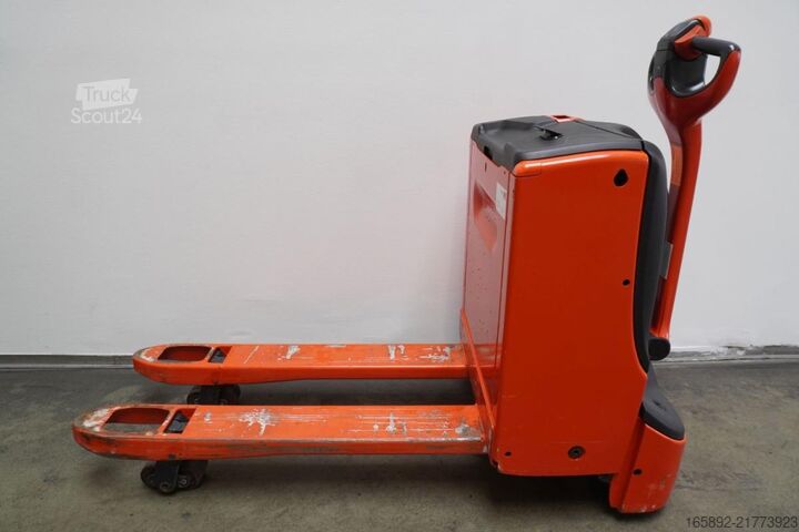 Manual pallet jack Linde T 18 1152