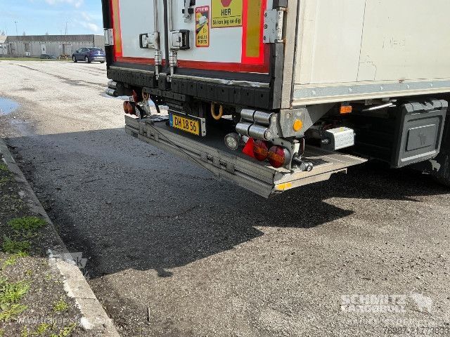 Kylmäkuljetuspuoliperävaunu Schmitz Cargobull Tiefkühler Multitemp Doppelstock Ladebordwand