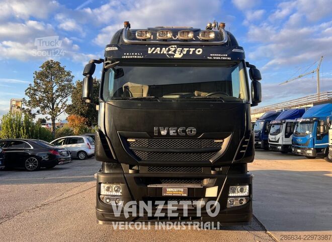 τυπική μονάδα τράκτορα Iveco AS440S56 HIWAY TRATTORE STRADALE