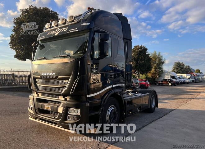 τυπική μονάδα τράκτορα Iveco AS440S56 HIWAY TRATTORE STRADALE