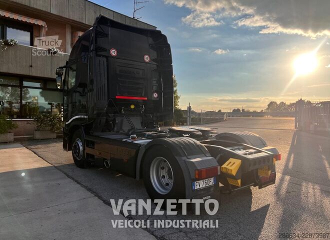τυπική μονάδα τράκτορα Iveco AS440S56 HIWAY TRATTORE STRADALE