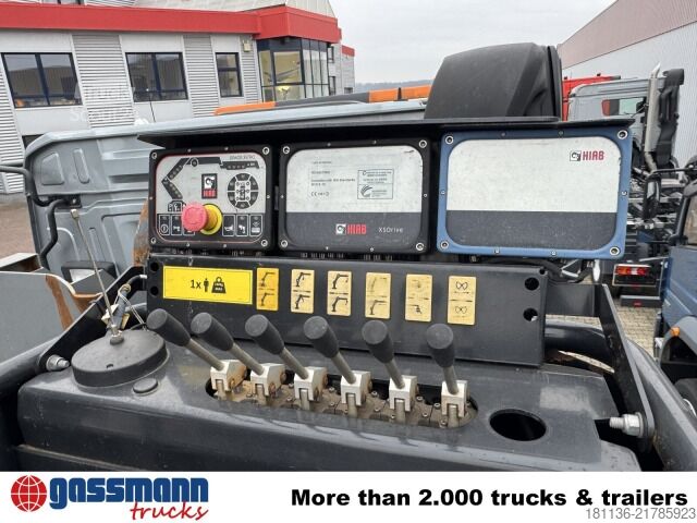 Contentor roll-off  Abrollcontainer mit Kran Jonsered 1300RST96, Funk