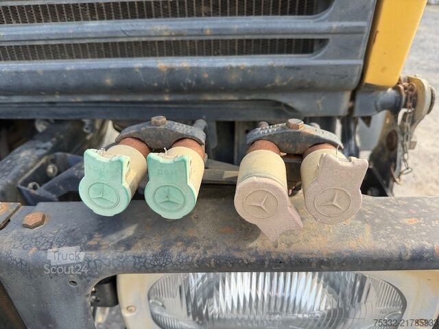 Dodávka s jeřábem na podvozku nákladního auta Unimog U 1000  427/10 Kran Hiab 090 KM: 8.600