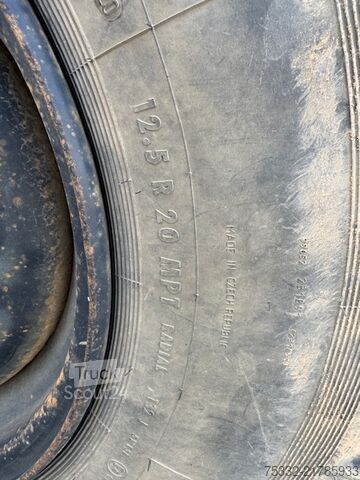 Dodávka s jeřábem na podvozku nákladního auta Unimog U 1000  427/10 Kran Hiab 090 KM: 8.600