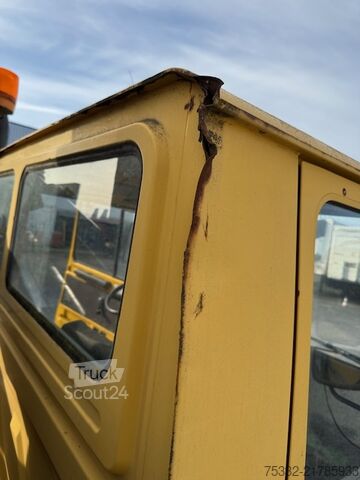 Dodávka s jeřábem na podvozku nákladního auta Unimog U 1000 427/10 Kran Hiab 090 KM: 8.600