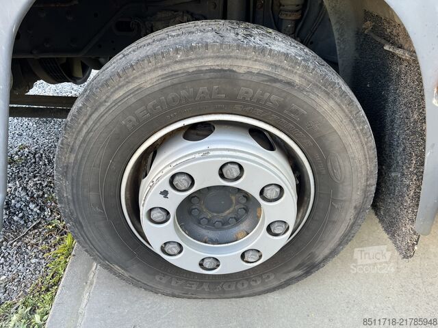 Vrachtwagen met bakwagen DAF LF 230 FA Lift - Air/Co - 104.662 Kms