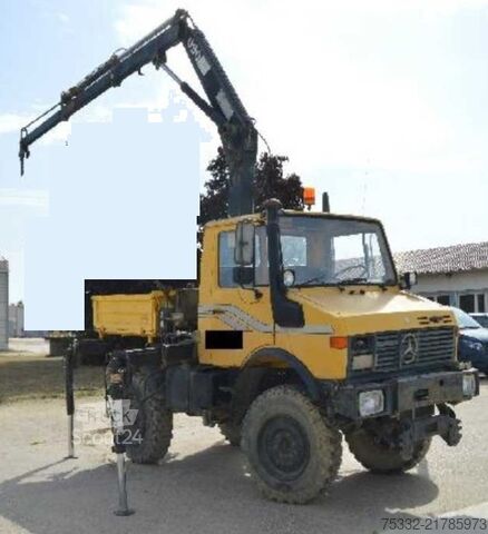 Lastbilmonteret kran Unimog U 1000  427/10 Kran Hiab 090 KM: 8.600