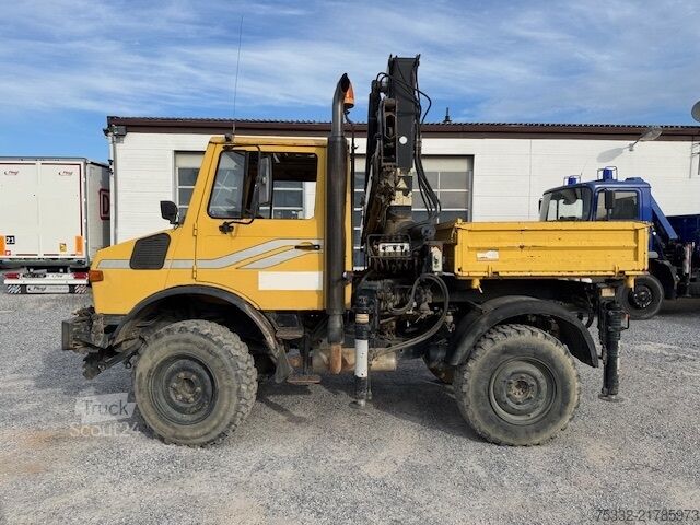 Gru montata su autocarro Unimog U 1000 427/10 Kran Hiab 090 KM: 8.600
