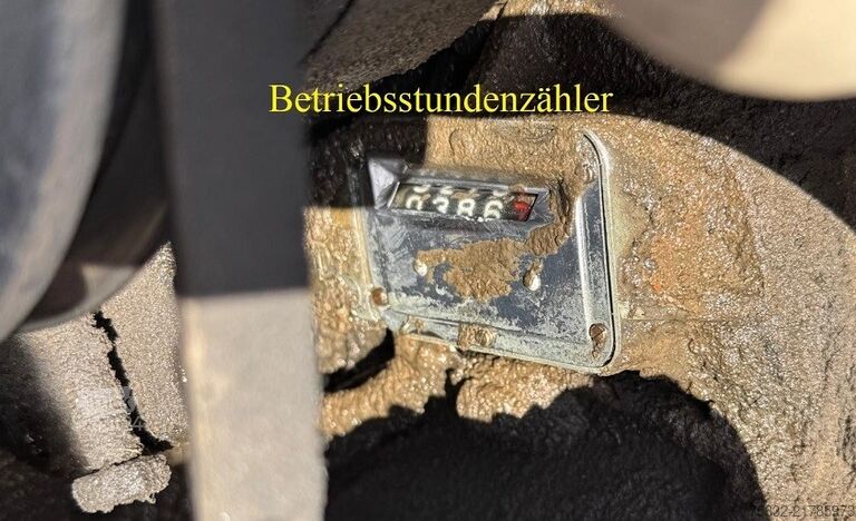 Jeřáb na nákladním automobilu Unimog U 1000  427/10 Kran Hiab 090 KM: 8.600