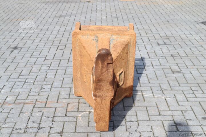 Caterpillar VIENVIENIS KULTUVĖS DANTIS | S70 GREITAJIS JUNGTIS Caterpillar SINGLE SHANK RIPPER | S70 COUPLING