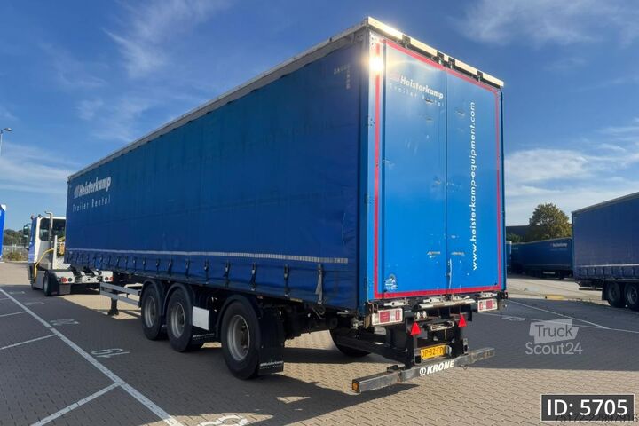 Krone SD / Yönlendirme aksı / Kaldırma aksı / Montajlı forklift / Kampanalı frenler Krone SD / Steering axle / Lift axle / Mounted forkli...