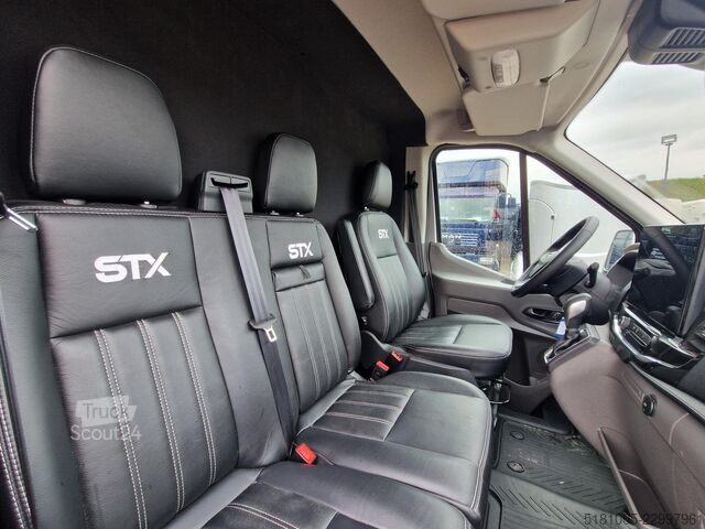 Ford Transit STX Automat Haras S3, id:32 Ford Transit STX Automaat hengsten uitvoering paarde...
