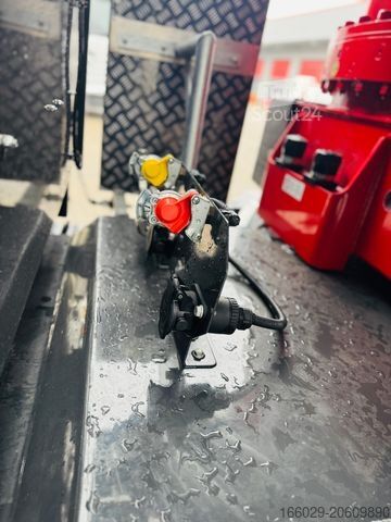 Schwerlast LKW/SZM VOLVO FH 500 8x4 Kran F710 RA2.27 Jib & Winde Sofort