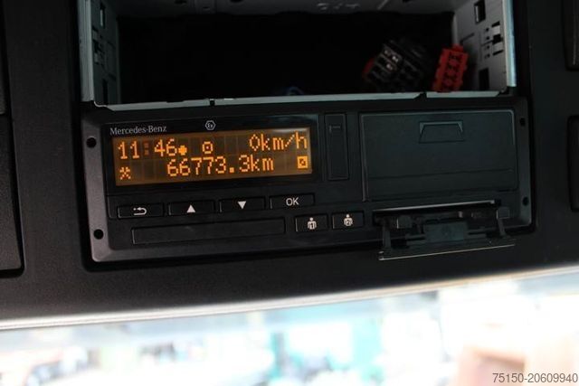 Concrete mixer truck MERCEDES-BENZ 3243 8x4 BB - Stetter 9m³ - AP Achsen - Nr.: 551