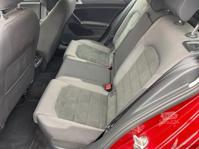 Minibus VOLKSWAGEN Golf Variant 110kw DSG Comfo. * Alcantara * Navi