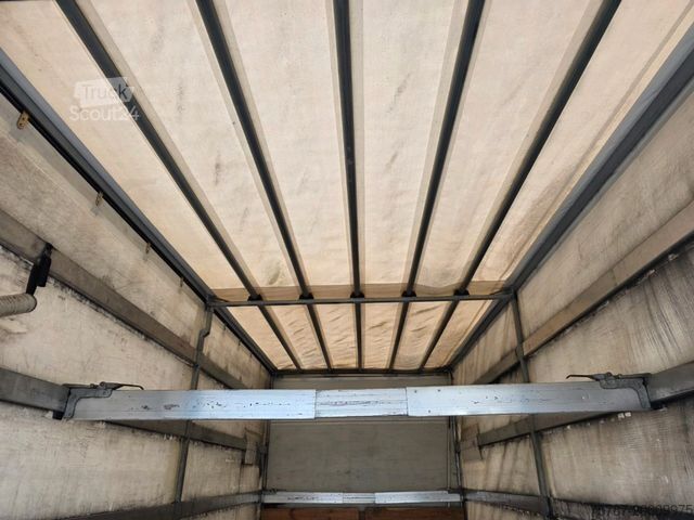 Tentinė furgonė IVECO 80-220 Eurocargo, Gardine, ladebordwand