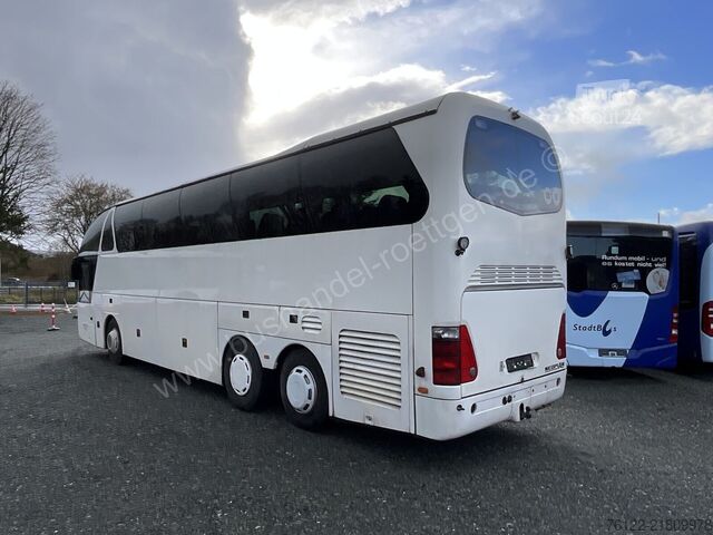 Autobus za međugradski prevoz Neoplan Starliner 516/3 SHDH