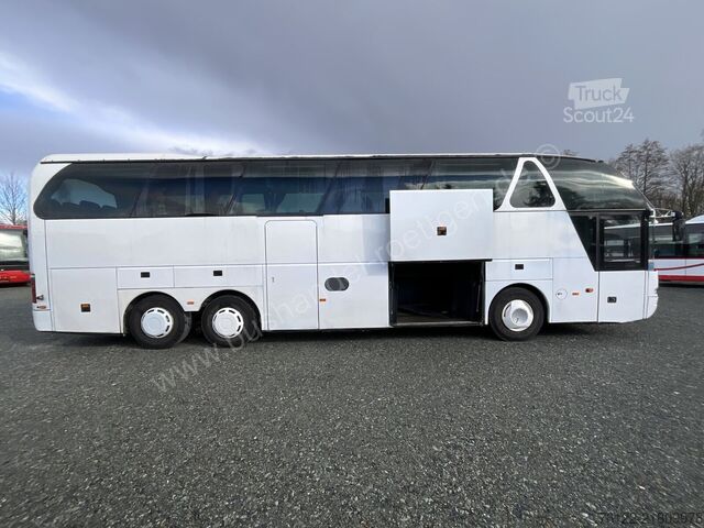 Autobus za međugradski prevoz Neoplan Starliner 516/3 SHDH