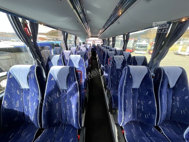 Autobus za međugradski prevoz Neoplan Starliner 516/3 SHDH