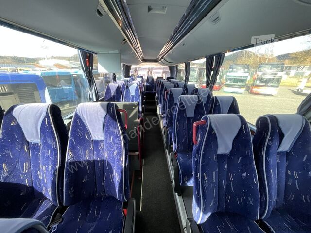 Autobus za međugradski prevoz Neoplan Starliner 516/3 SHDH