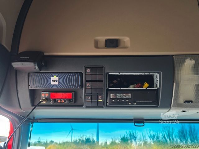 Standard nyergesvontató MAN TGX 18.460 4X2 BLS / Retarder / 2 Tanks / ADR AT