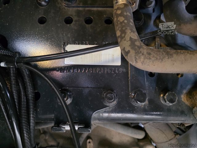 Volumen SZM MAN TGX 18.460 4X2 LLS-U / Retarder / 2 Tanks