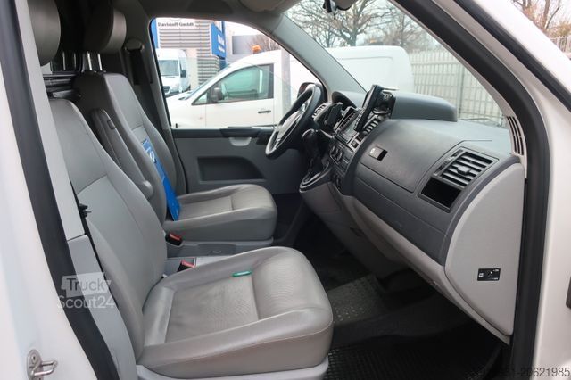 Brannbil VOLKSWAGEN T5 Transporter Hochdach lang/KTW/Klima/FN: 26