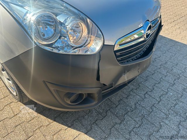 Minibus OPEL Combo 70kw * 5-Sitze * Klima * 107016 km * PDC