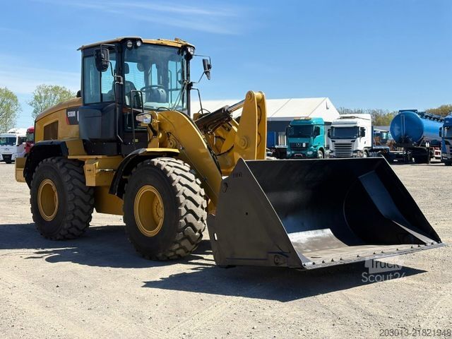 Колісний навантажувач CATERPILLAR 930M Radlader mit Schaufel 2.090 BTH