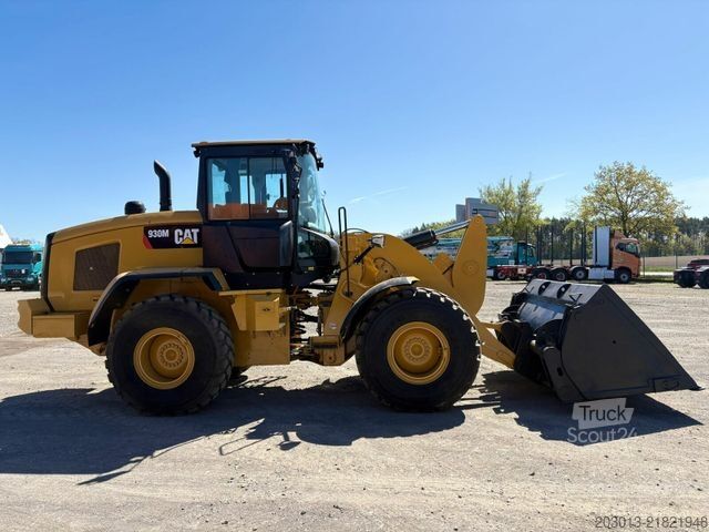 Колісний навантажувач CATERPILLAR 930M Radlader mit Schaufel 2.090 BTH