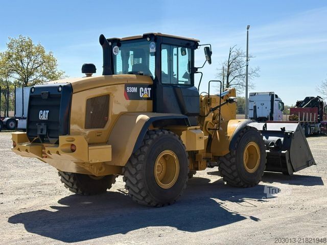 Колісний навантажувач CATERPILLAR 930M Radlader mit Schaufel 2.090 BTH