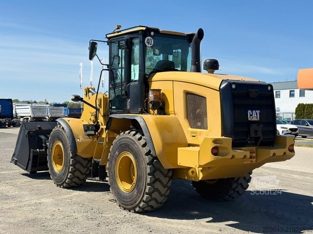 Колісний навантажувач CATERPILLAR 930M Radlader mit Schaufel 2.090 BTH