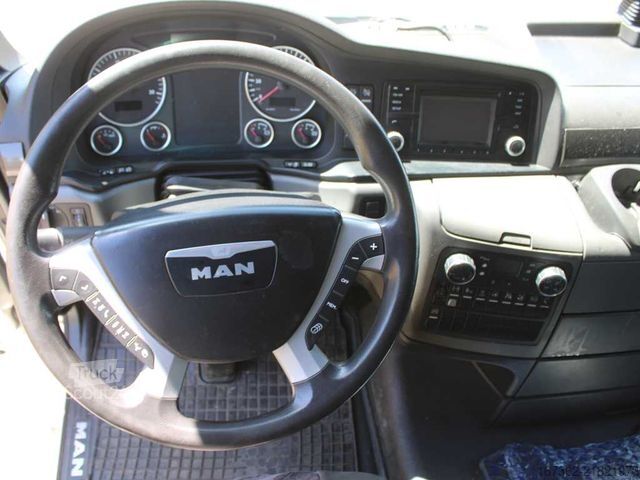 Standardní tahač MAN TGX 18.520, EURO 6, NAVIGATION, RETARDER