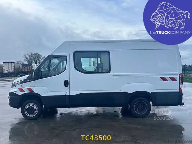 Furgoneta Iveco Daily 35C15V12 Double cab 7 places
