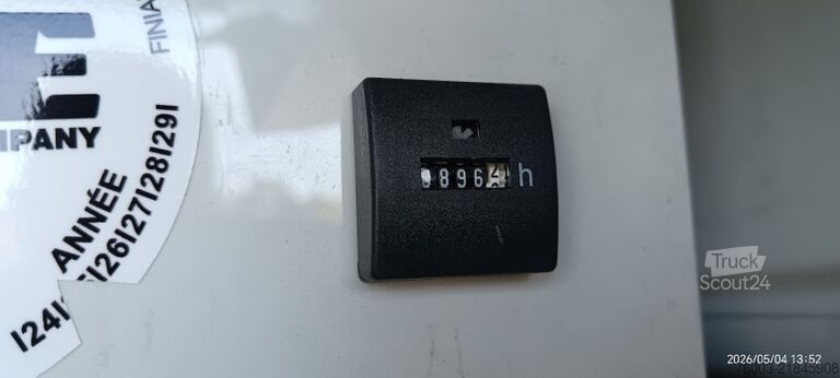 фургон-бокс Renault Trafic France Elevateur 091 FCC - 9m -