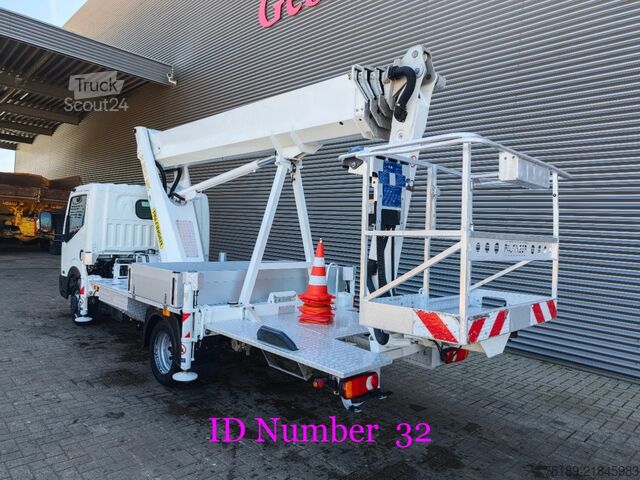 Hefplatform Nissan Cabstar 35.12 NT400 Palfinger P210 BK