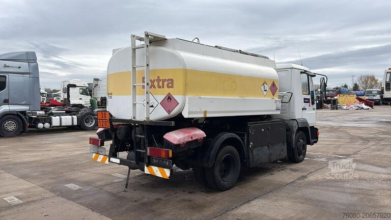 Camion-citerne MAN 10.153 (7500L / FULL STEEL / LAMES / BOITE MANU...