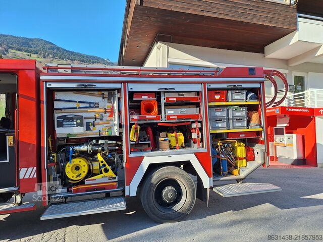 Camion de pompiers ÖAF 17.272 FA M90
