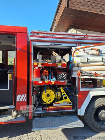 Camion de pompiers ÖAF 17.272 FA M90