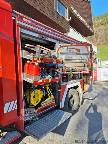 Camion de pompiers ÖAF 17.272 FA M90