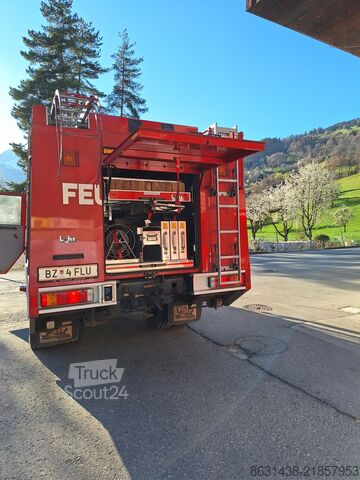 Vatrogasno vozilo ÖAF 17.272 FA M90